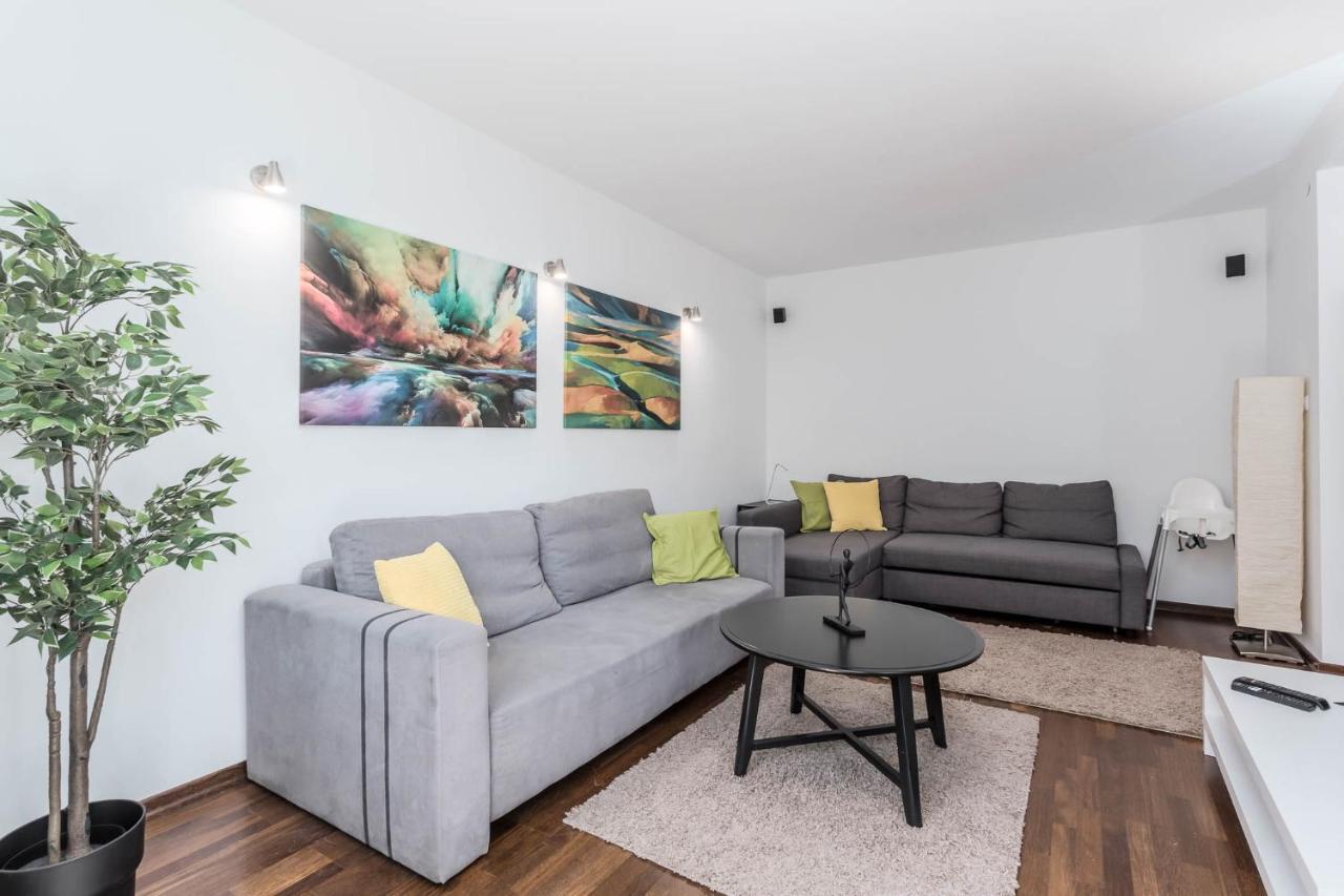 Chill Apartments Kabaty Family Varšava Exteriér fotografie